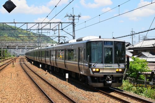 JR西日本　京都線　島本駅で久しぶりの撮り鉄です。