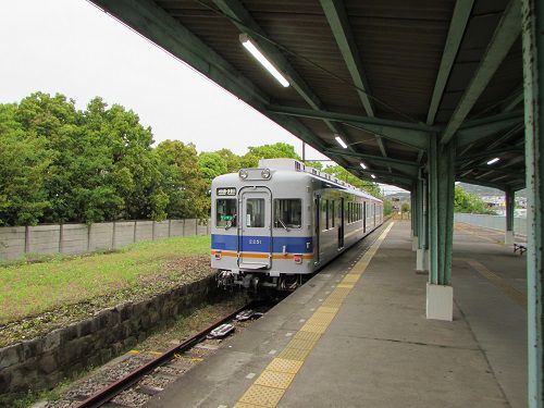 南海多奈川線の終点・多奈川駅に到着。　【2019年04月　大阪府岬町】