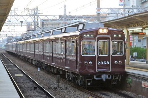 阪急 正雀(2014.11.24) ２３２５Ｆ 普通 高槻市行き