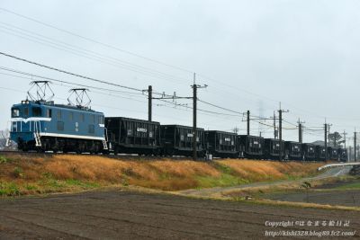 デキ506牽引の石炭列車