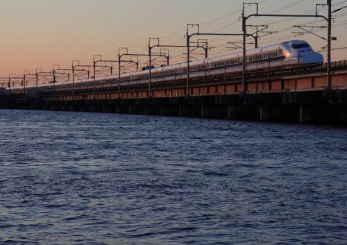 浜名湖は弁天島３番鉄橋を渡る７００系新幹線（あの年の冬　オマケは名古屋付近も）