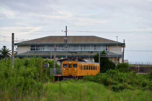 夏の長門本山駅