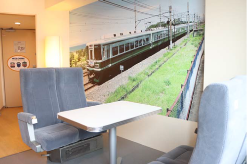 【南海電鉄】サービスアパートメント「フレイザーレジデンス南海大阪」に「トレインルーム」開設。「サザン」のシートや運転シミュレーターなどを設置（2020.10.26～）