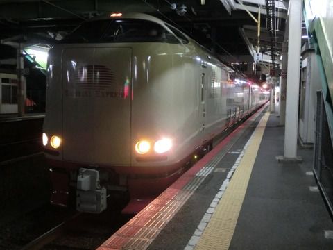 米子駅で寝台特急 「サンライズ出雲」 東京行き＆出雲市行きを撮る （車両＆発車標） 【2018年8月】