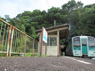 徳島県の駅をのんびり途中下車　鯖瀬駅（ＪＲ四国）