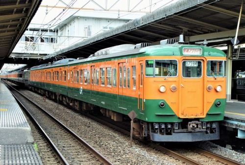 残るは西日本のみ！ 国鉄近郊形電車「113系」を追う