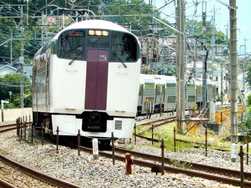 【JR東日本】今までありがとう！215系今春以降185系と共に順次廃車の予定との記事あり（鉄道コム記事より）