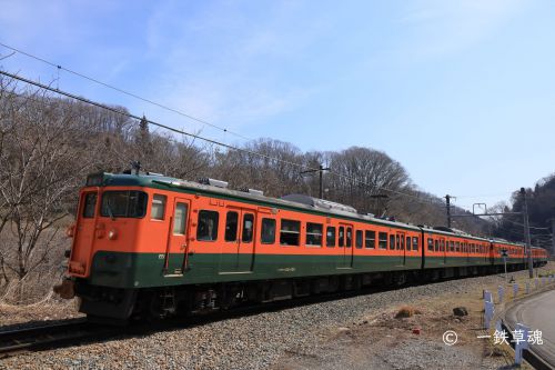 湘南色S25編成引退記念列車
