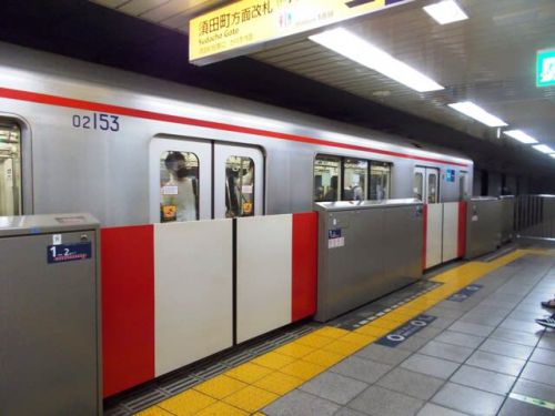 淡路町駅　（東京メトロ）丸ノ内線