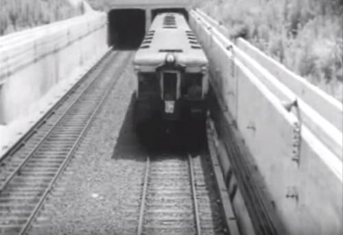 【花園町は調味料倉庫】…戦時の地下鉄の詳細が記された「命の救援電車」を読んだ話