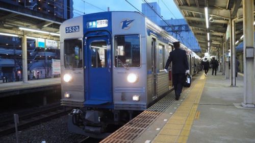 なぜか中百舌鳥にて　泉北高速鉄道を完乗！