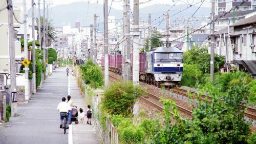 EF210 / 自宅近所での貨物列車