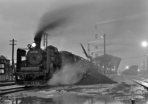 室蘭本線　苫小牧駅でＣ５７４４をバルブ撮影（２）