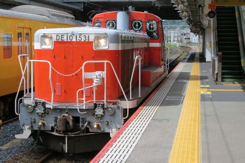 新山口駅の山陽線ホームに、「DLやまぐち号」 で使われたDLが停車していた件 （2021年9月）