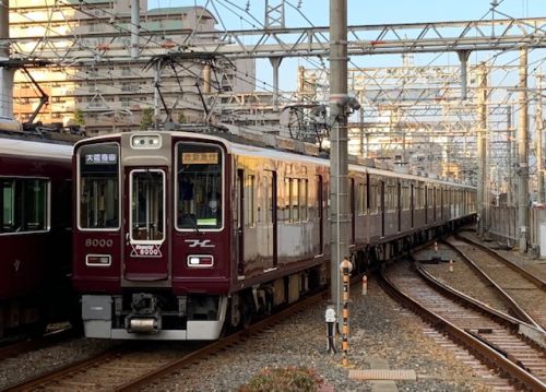 阪急神戸線朝ラッシュ 8000F通勤急行・8035F10連特急 等