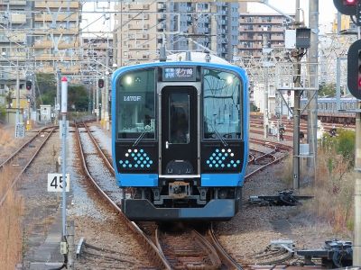 JR東日本E131系500番台　相模線各駅停車茅ヶ崎行き